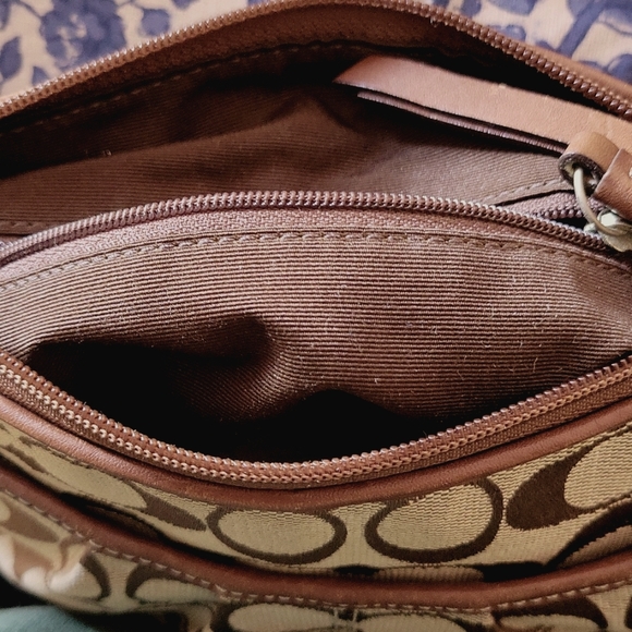 2000's Coach Signature Canvas Shoulder Bag - Picture 5 of 5